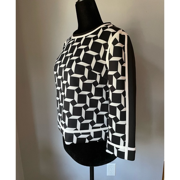 Vintage Nylon Geometric Long Sleeve (M) - Picture 2 of 9